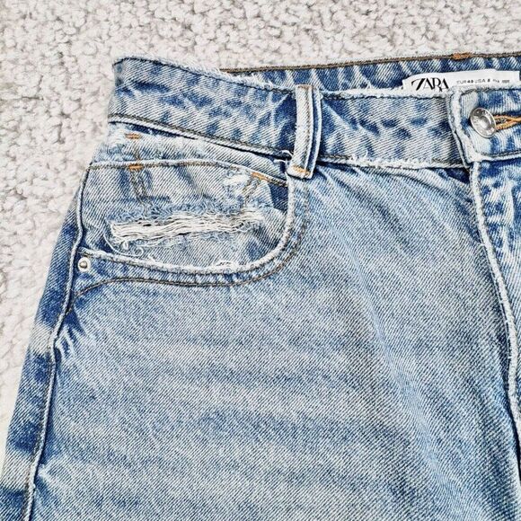 Zara Destroyed Knee High Waisted Straight Leg Jean Light wash - Picture 8 of 10